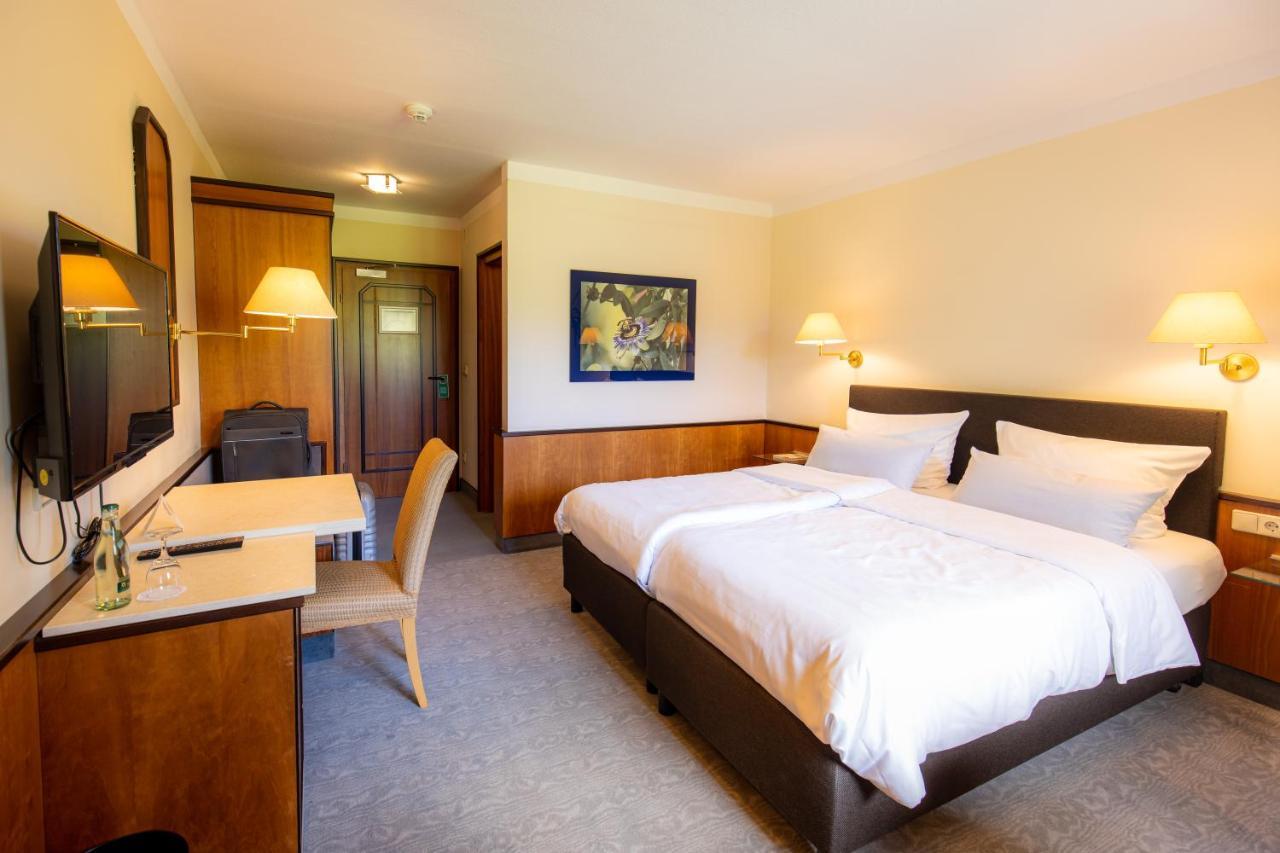 Landhotel Am Rothenberg Uslar Buitenkant foto